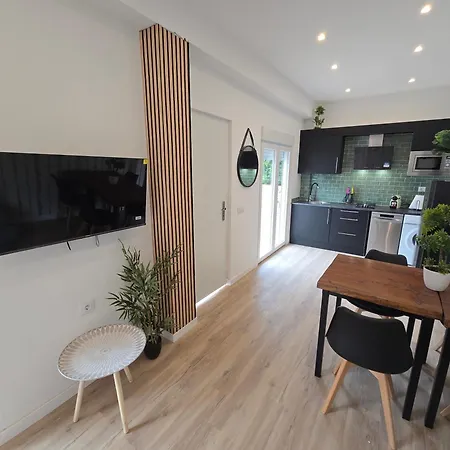 Lina Apartment